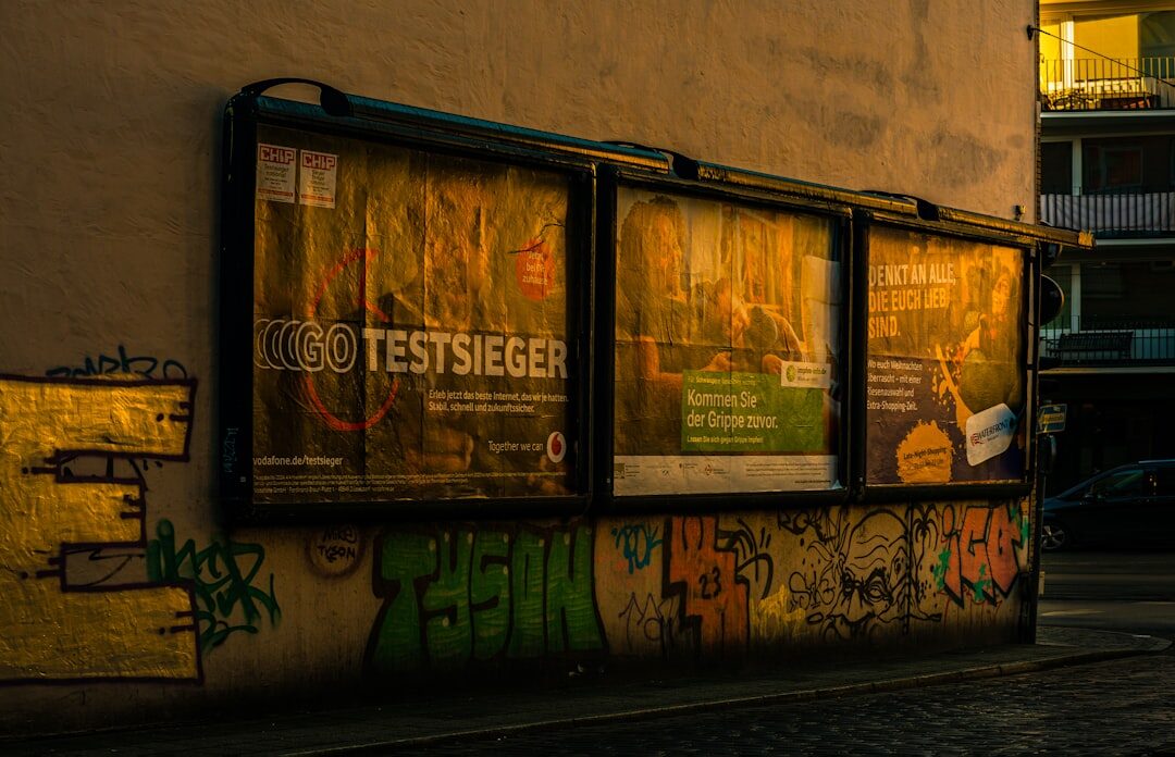 Anúncio de negócio local online