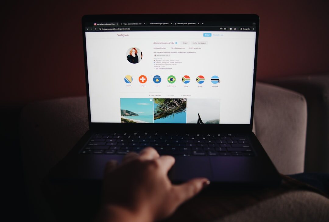 Estratégia de marketing em redes sociais