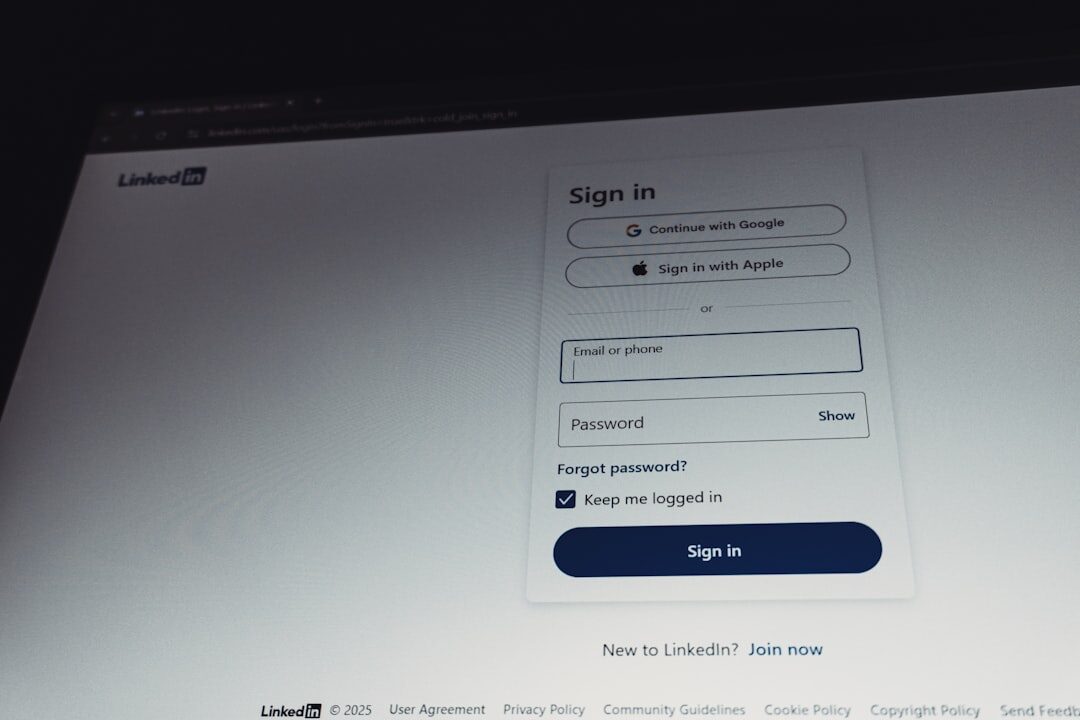 Usuário interagindo com a interface do site
