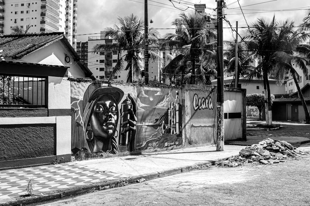 Cidade costeira vibrante