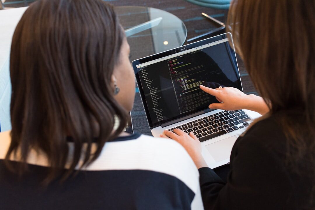 Desenvolvedor web utilizando ferramentas de IA