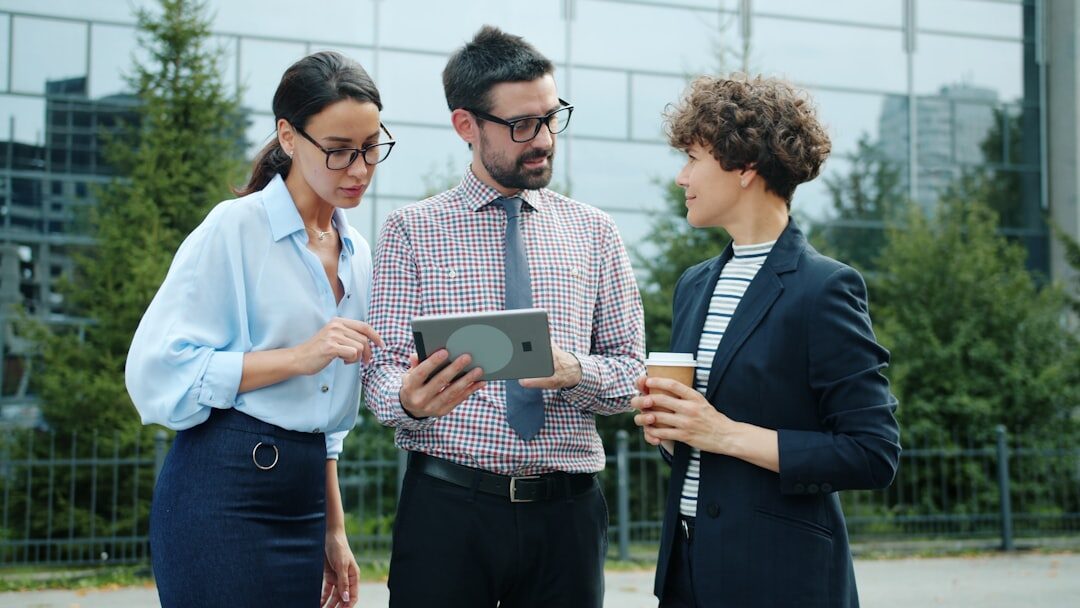 Equipe de negócios colaborando em storytelling