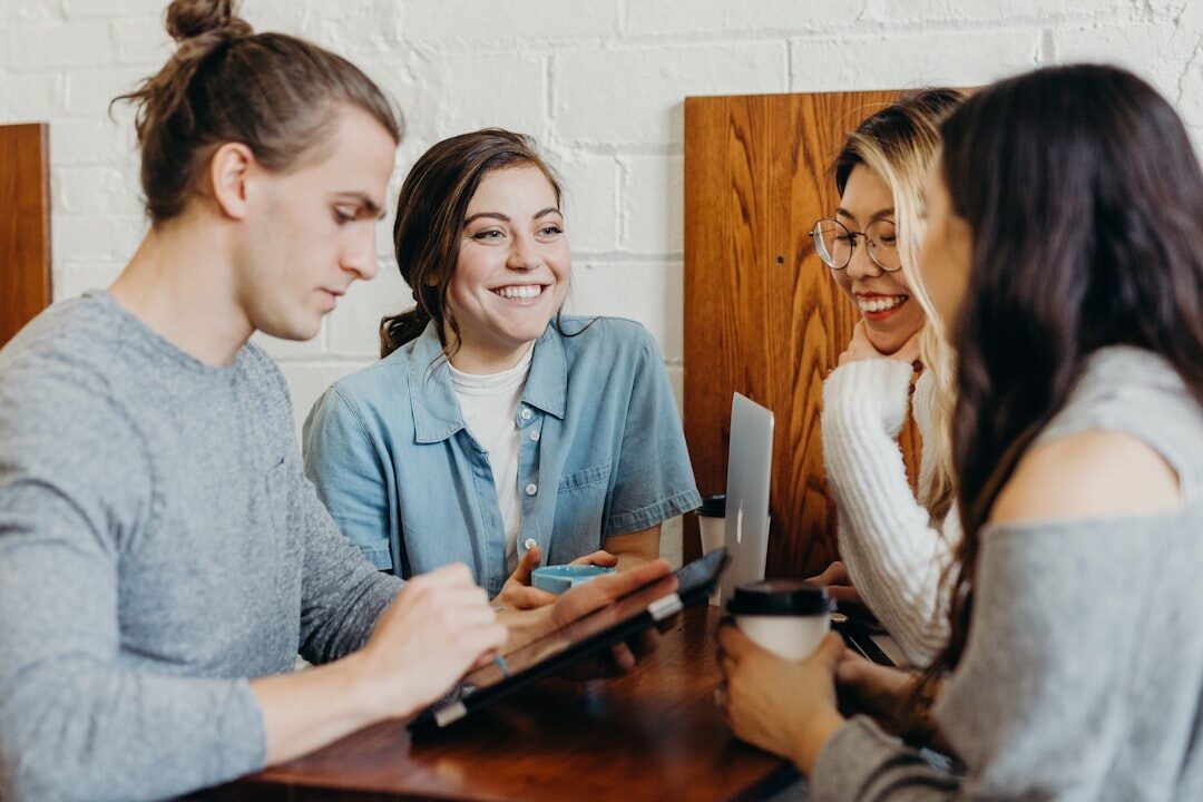 Pessoas envolvidas com storytelling