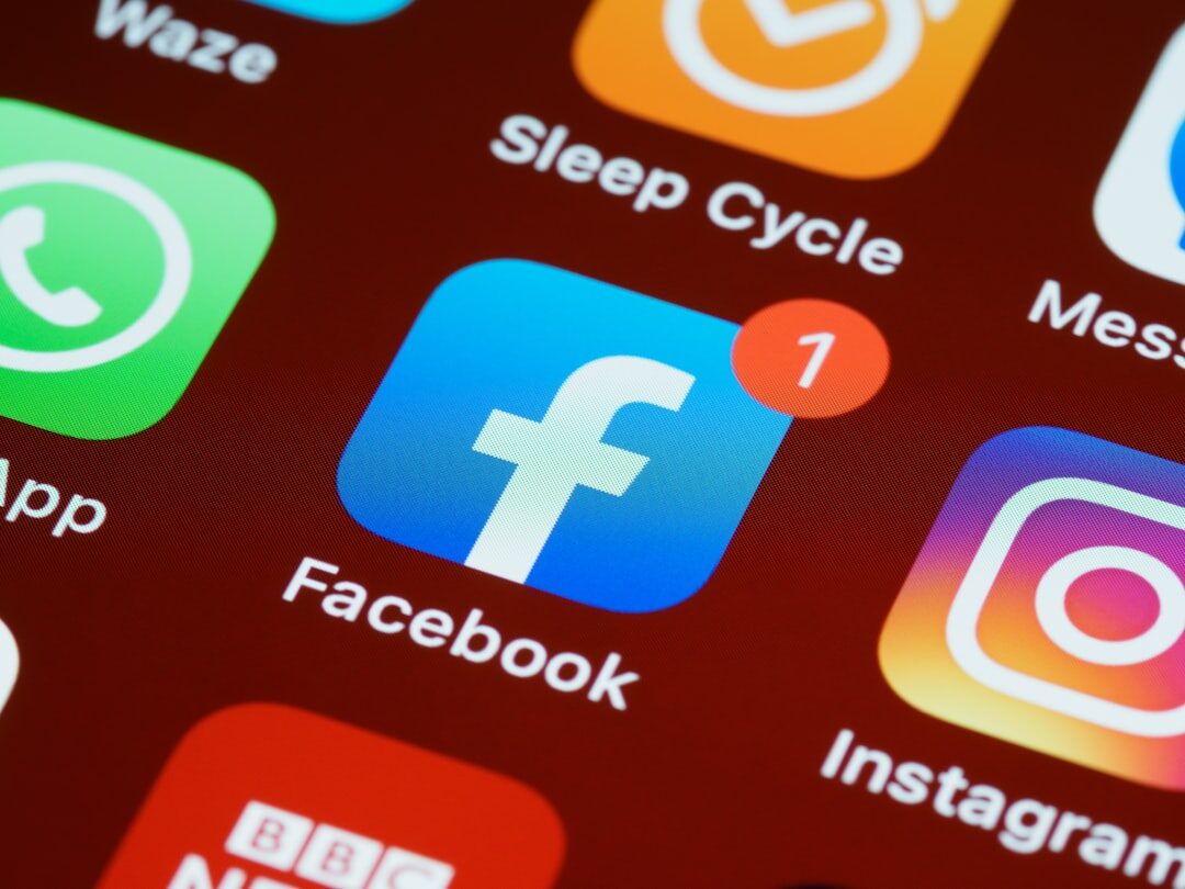 Campanha de marketing em redes sociais