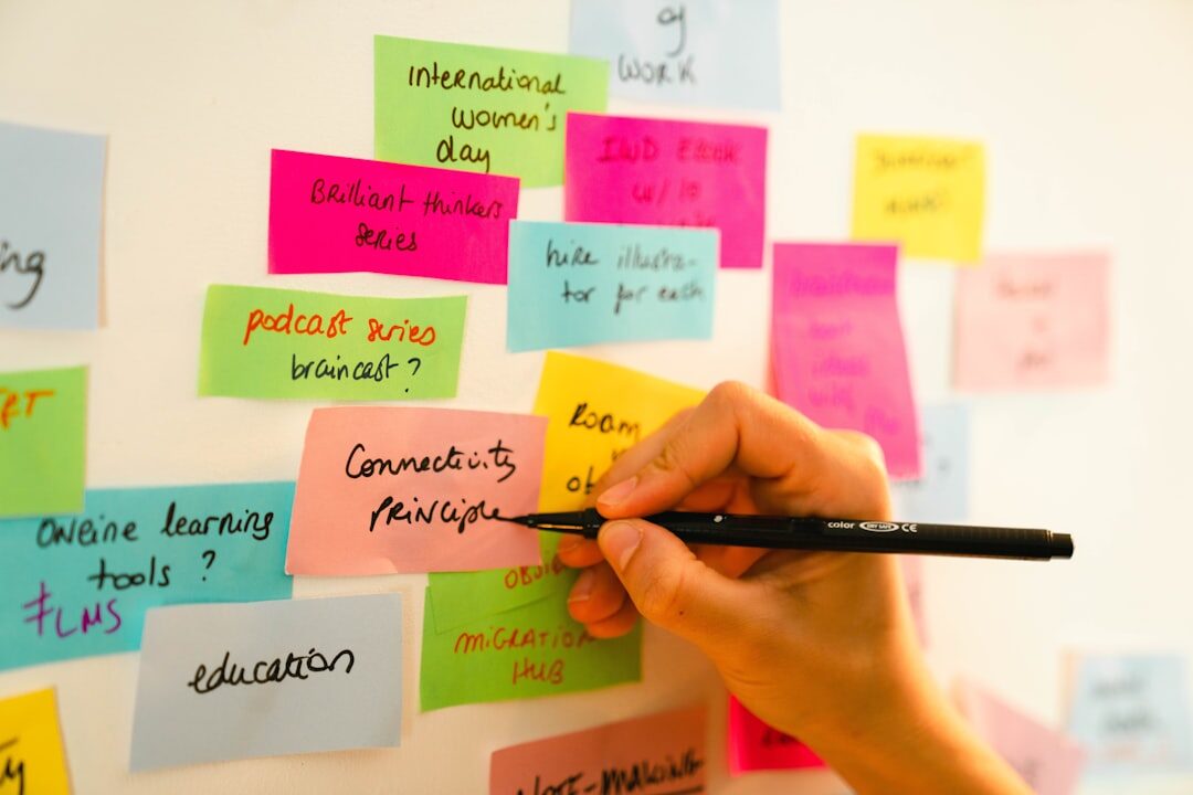 Estratégia de marketing criativa em discussão