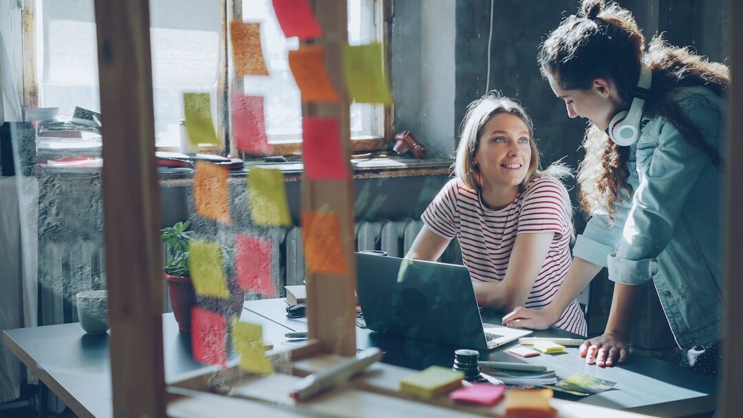 Estratégia de marketing digital em discussão