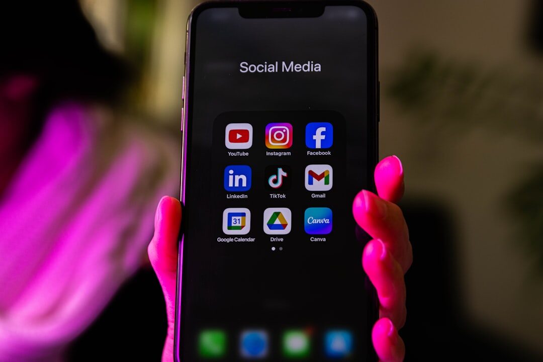 Estratégia de marketing em redes sociais