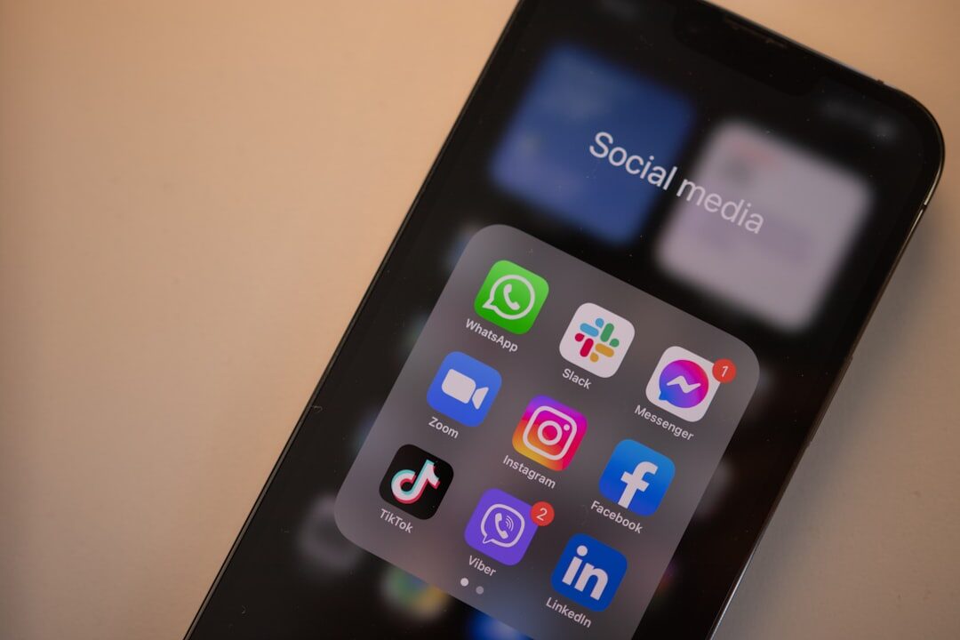Estratégia de marketing em redes sociais