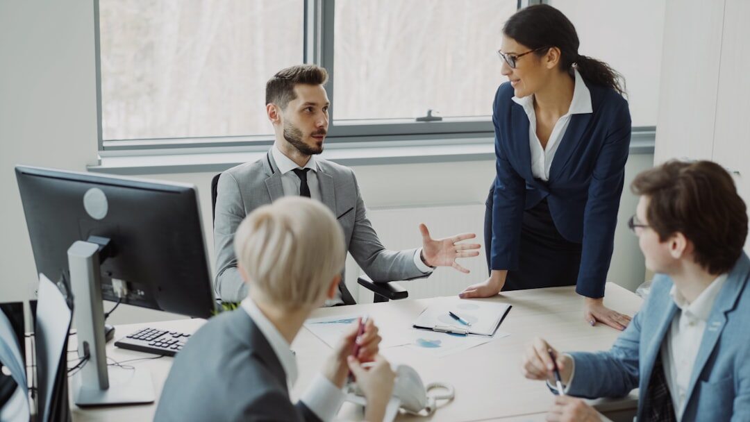 Reunião com especialistas em marketing