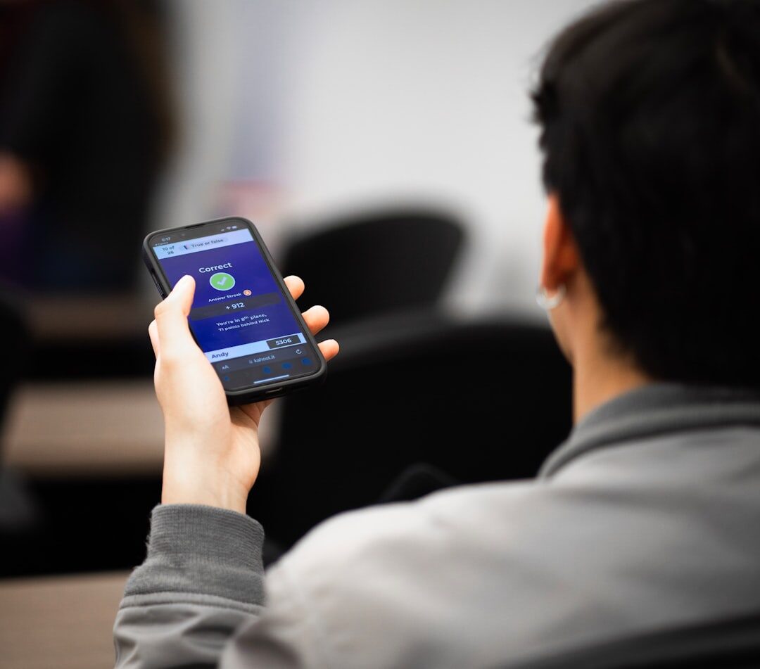 Usuário interagindo com chatbot